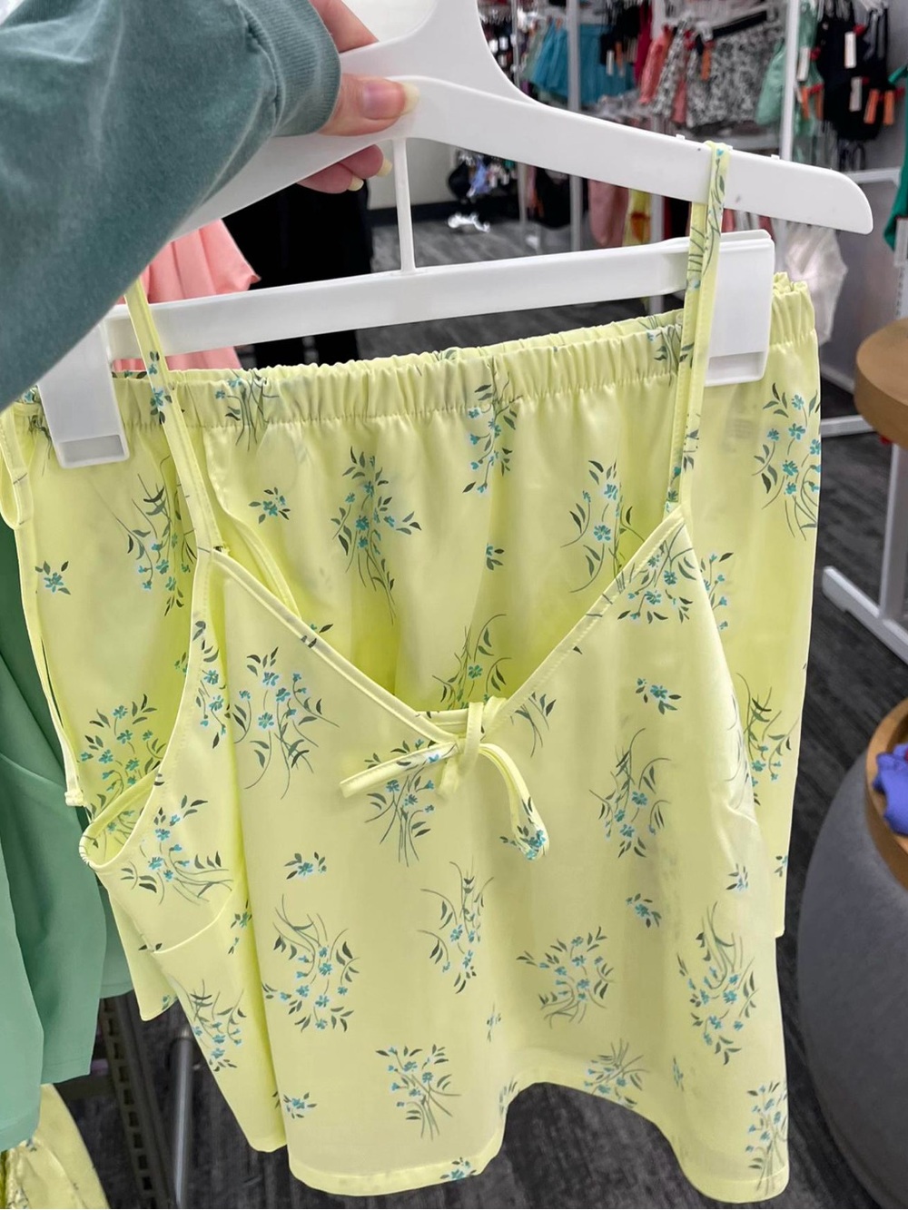 Colsie Yellow Floral Satin Pajama Set Cami & Shorts Size Large